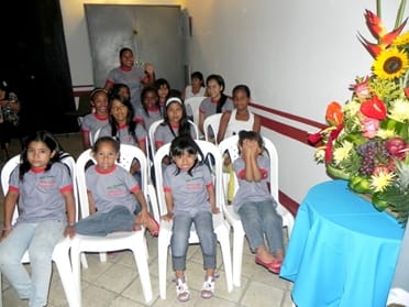banquete-amor-hogar-infantil-santa-ines-santander-quilichao.jpg