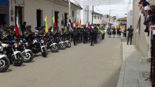 POLICIA12