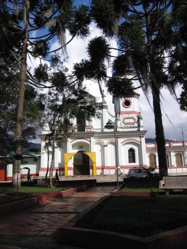 Parque-iglesia Tunía