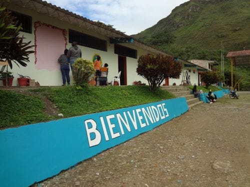 El colegio a los 25 034 El colegio a los 25 034