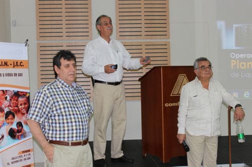 Juan-cristobal-velasco-y-otros.jpg