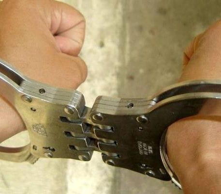 detenido detenido
