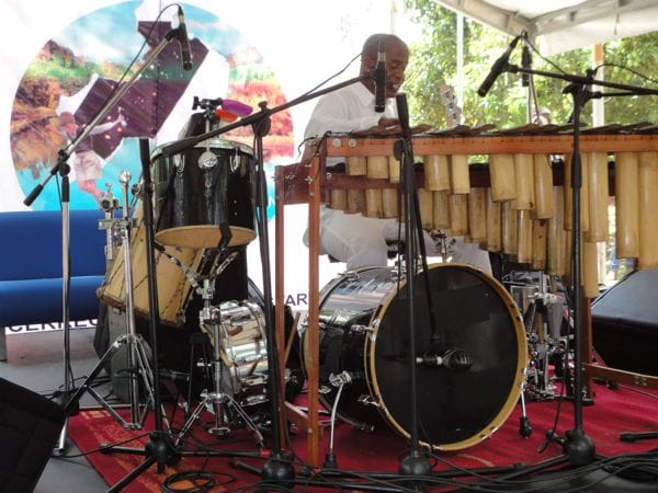 BATWERIMBA-EN-PATIO-DE-UNIVALLE-EN-MELENDEZ.jpg