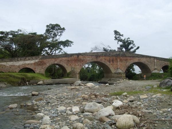 PUENTE.jpg