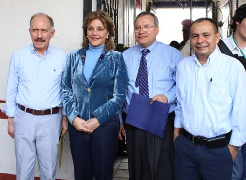 Gobernador-ministra-rector-alcalde.jpg