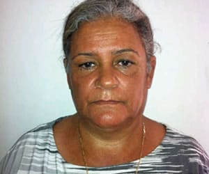 hermanastra-castaño.jpg