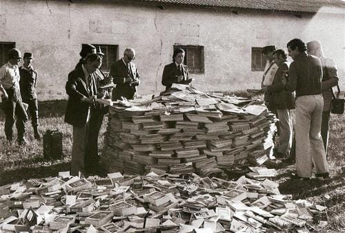 Quema libros