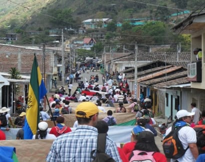 toribio-cauca-en-medio-del-paisaje-de-la-guerra_2012-07-24_180.jpg