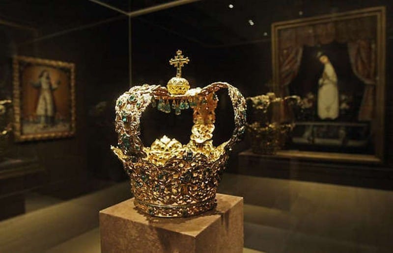 museo-de-arte-religioso-corona-inmaculada-fuente-flickr-com-por-museo-de-arte-religioso-800x0