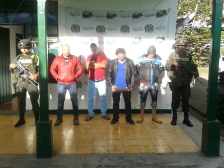 Policía-detuvo-a-4-cubanos-en-vías-caucanas.jpg