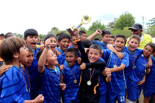 Celebración-del-club-deportivo-Gimnasio-Calibío.jpg