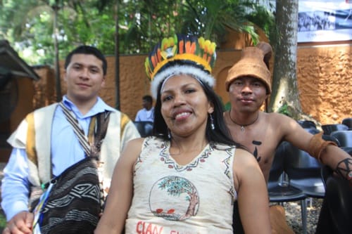 Indígenas-1.jpg