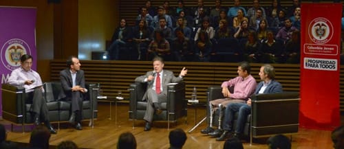 Presidente Santos busca fortalecer las políticas de la juventud Presidente Santos busca fortalecer las políticas de la juventud