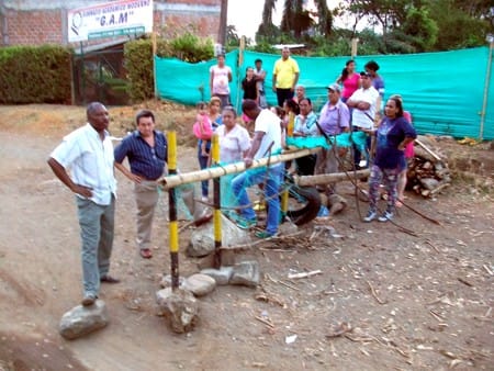 Taponan la carrera 18 de Santander de Quilichao Taponan la carrera 18 de Santander de Quilichao