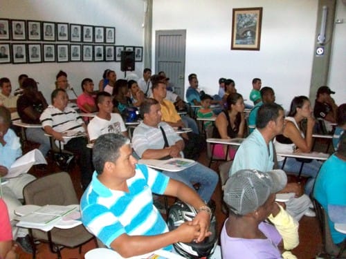 Capacitación-a-infractores-de-Santander-de-Q.jpg