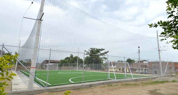 Construcción-de-cancha-sintética-en-Miranda.jpg