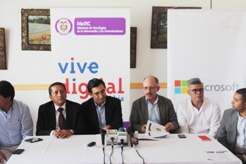 en-rueda-de-prensa-3.jpg