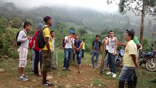 Estudiantes-de-Comfacauca.jpg