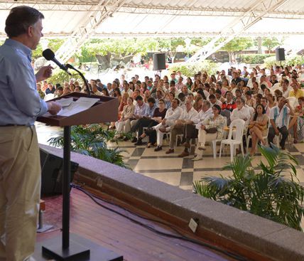 Presidente-Santos-explicó-a-los-personeros-del-país-el-proceso-de-paz1.jpg