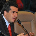 Senador Velasco se tiró en las víctimas