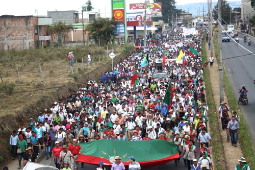 Marcha-Indígena-hacia-Popayán-CRIC.jpg