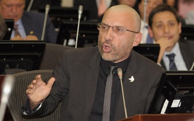Roy-Barreras-Calvo.jpg