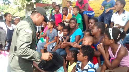 Policía realiza acciones comunitarias en Miranda1