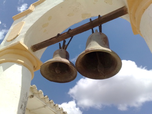 Por quién doblan las campanas Por quién doblan las campanas