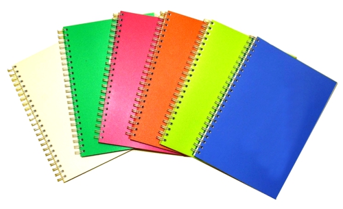 CARTEL-DE-LOS-CUADERNOS.jpg