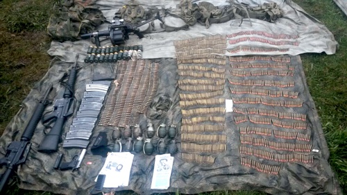 Ejército-desmanteló-caleta-con-armamento-en-el-norte-del-Cauca.jpg