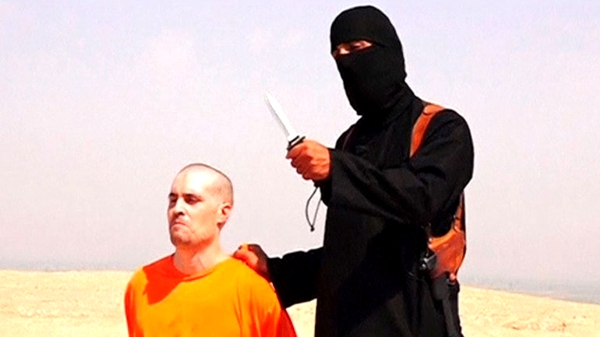 LA-VERDAD-DE-LAS-PESADILLAS-Yihadistas-decapitan-un-hombre-frente-a-la-cámara.jpg