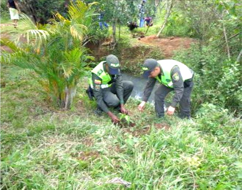 Policía-Santander-de-Quilichao-Cauca-Humedales.jpg