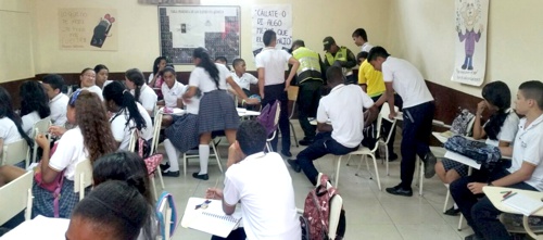 Policía-realiza-requisas-en-instituciones-educativas-de-Quilichao.jpg