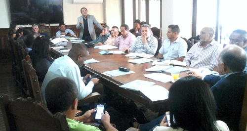 Reunion-con-alcaldes-del-Cauca-sobre-Paz-y-Postconflicto.jpg