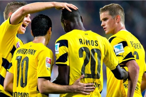 Adrián-Ramos-Dortmund.jpg