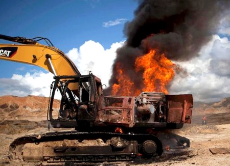 Destruyen maquinaria para minería ilegal Destruyen maquinaria para minería ilegal