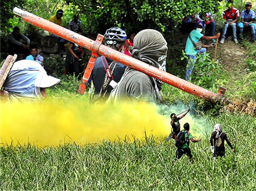 Enfrentamientos entre indígenas y Esmad en Caloto - Cauca