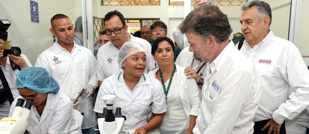 Estamos-generando-fábricas-de-empleo-Santos.jpg