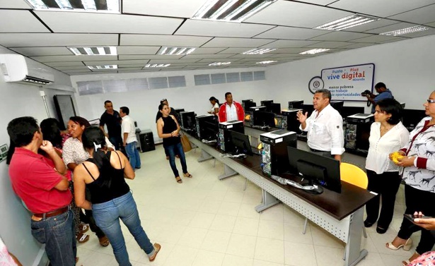 Inauguran-Punto-Vive-Digital-Plus-en-Miranda1.jpg