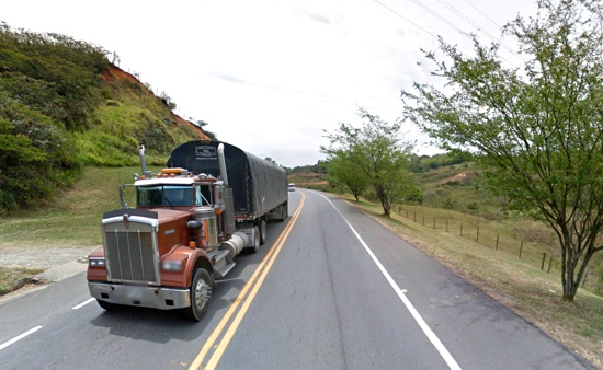 Se-levanta-el-paro-camionero-en-el-país.jpg