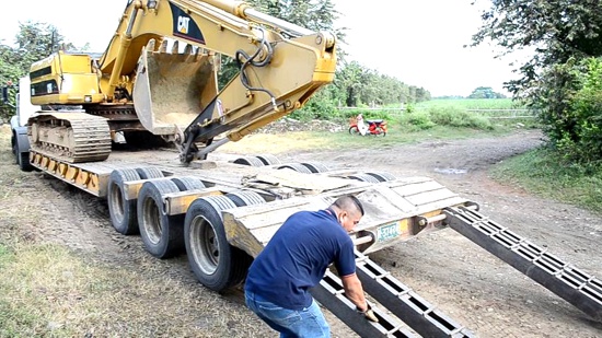 Cada-vez-más-cerca-la-pavimentación-de-la-vía-Miranda-Santa-Ana-El-Ortigal1.jpg