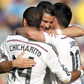 Chicharito-James-y-Ronaldo.jpg