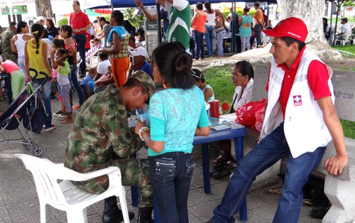Ejército-trabaja-comprometido-con-la-comunidad-de-Corinto-Fuerza-de-Tarea-Apolo3.jpg