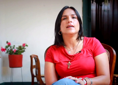 Lucy-Amparo-Guzmán.jpg