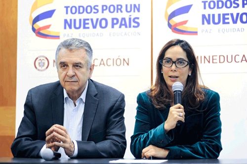 Luis-Eduardo-Garzón-ministro-de-Trabajo-y-Gina-Parody-ministra-de-Educación.jpg