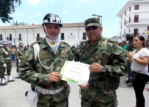Soldados-se-certifican-como-gestores-ambientales-en-Popayán4.jpg
