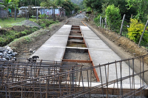 Inicia-pavimentación-de-vía-en-zona-rural-de-Miranda.jpg