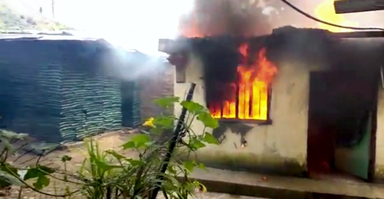 Incendian puesto de Policía en El Mango, Argelia, Cauca Incendian puesto de Policía en El Mango, Argelia, Cauca