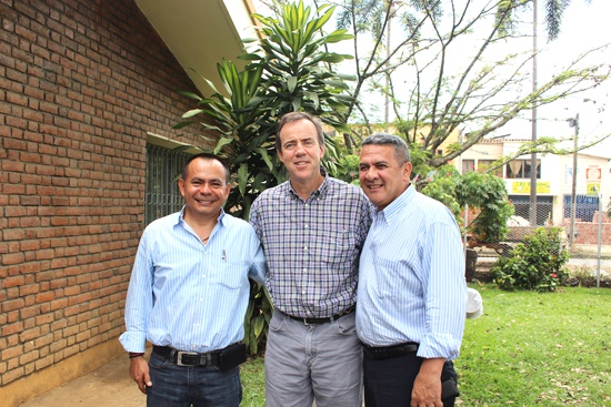 Luis Eduardo Grijalba - Alcalde de Santander de Q., Peter Natiello - Director de la USAID en Colombia y Walter Zúñiga Barona - Alcalde de Miranda