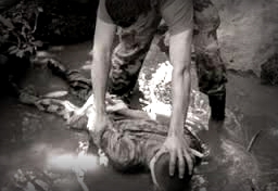 Maltrato-y-tortura-militares.jpg